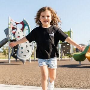 PUMA Unisex Kids Classic Black Tee